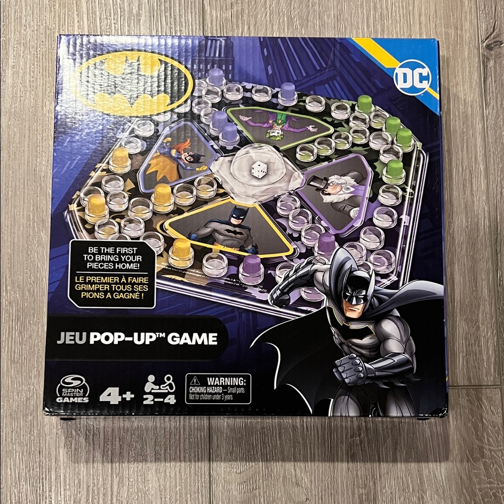 DC Batman Pop-Up Board Game with Black and Purple NWT